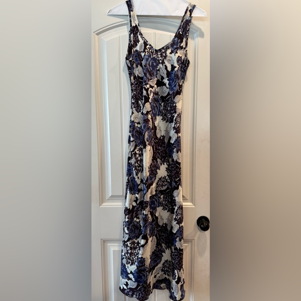 Free People Worth the Wait Floral Maxi Dress in Dark Night Combo $108 Retail NWT - Picture 4 of 10